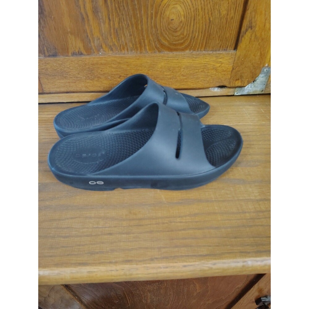 OOFOS Sport Recovery OOAHH SLIDE Black Comfort Slip On Sandle Shoe Men 6 Women 8
